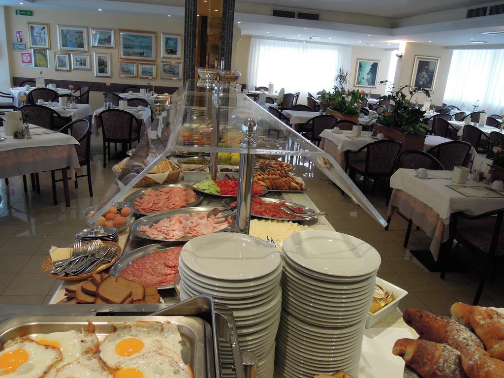 Hotel Conca Verde Lignano Sabbiadoro Eksteriør bilde